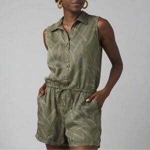Prana Weekend Escape Romper Size M Sleeveless Printed One-Piece Green